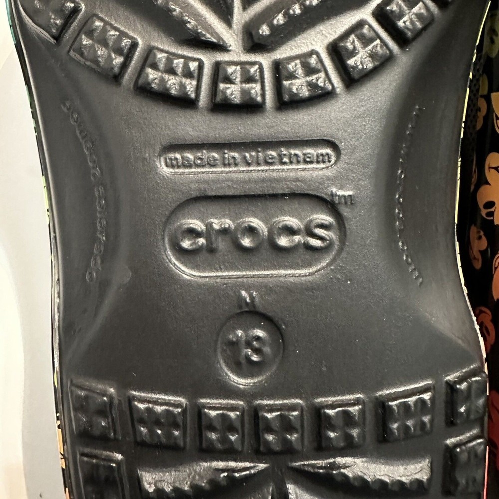 Crocs x Disney Rainbow Pride Celebration Mickey Mouse Clog 207755-0C4 Size 13 - Picture 6 of 9